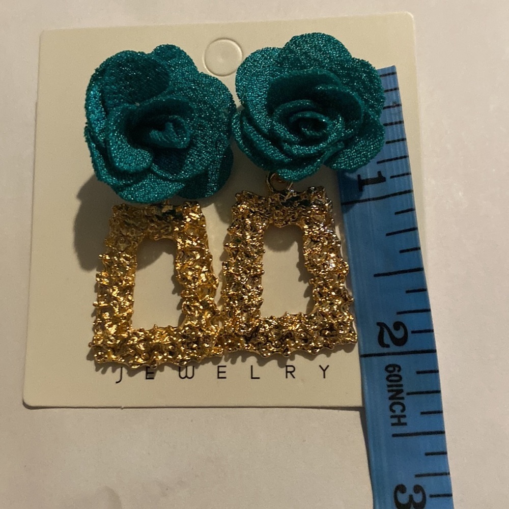 ✨❤️ Statement Rainbow Floral Drop Earrings | Gold Textured Rectangle Dangle 💛✨ - Picture 11 of 16